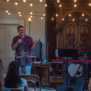 Meet your Posher, Levi